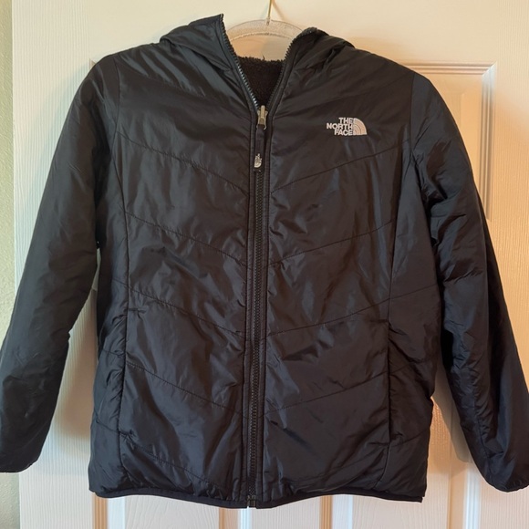 THE NORTH FACE Teen Girls' Reversible Jacket in Black - Size 14/16 - Picture 1 of 12